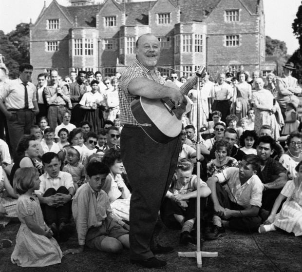 Burl Ives, 1931